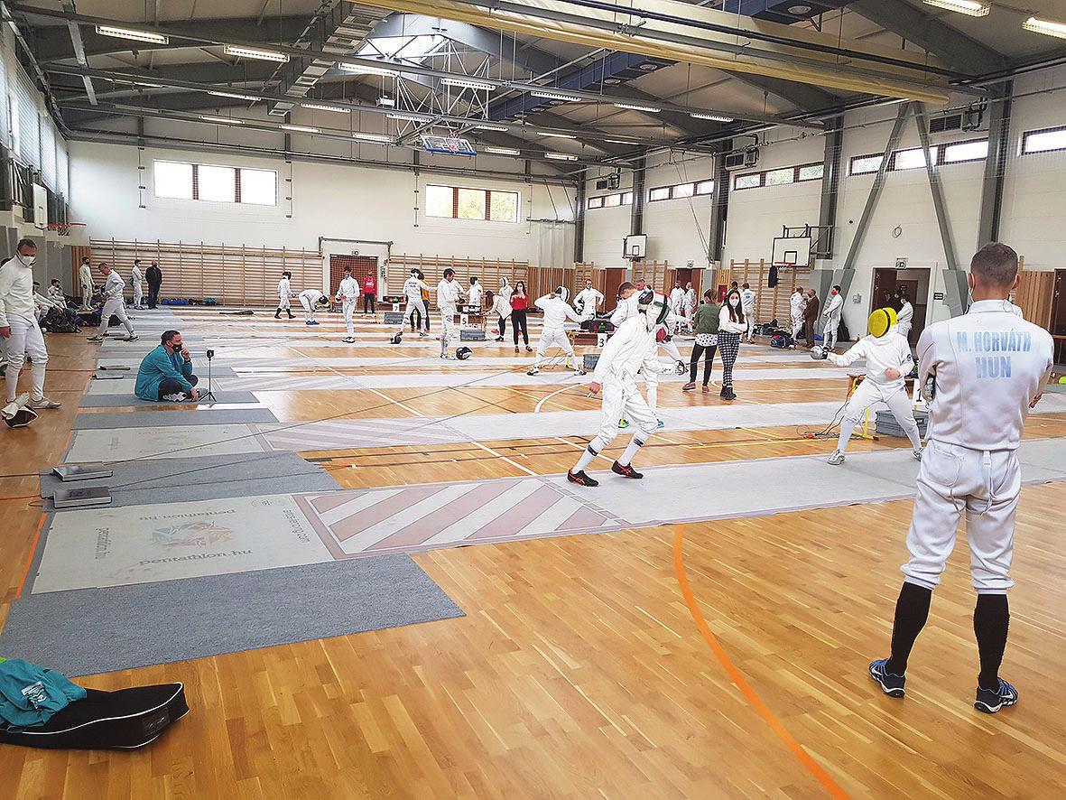 Kosárlabda csarnok